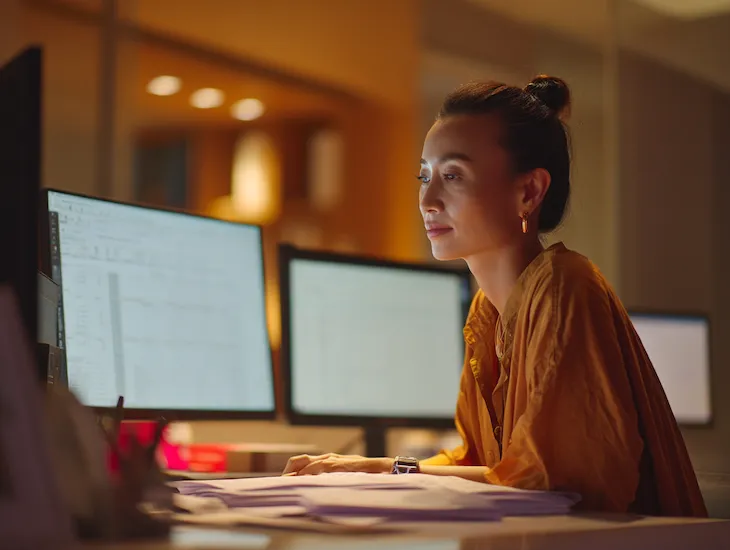 PT PMA tax staff in Bali recording Coretax 2026 error logs and uploading legal documents for VAT compliance during system downtime