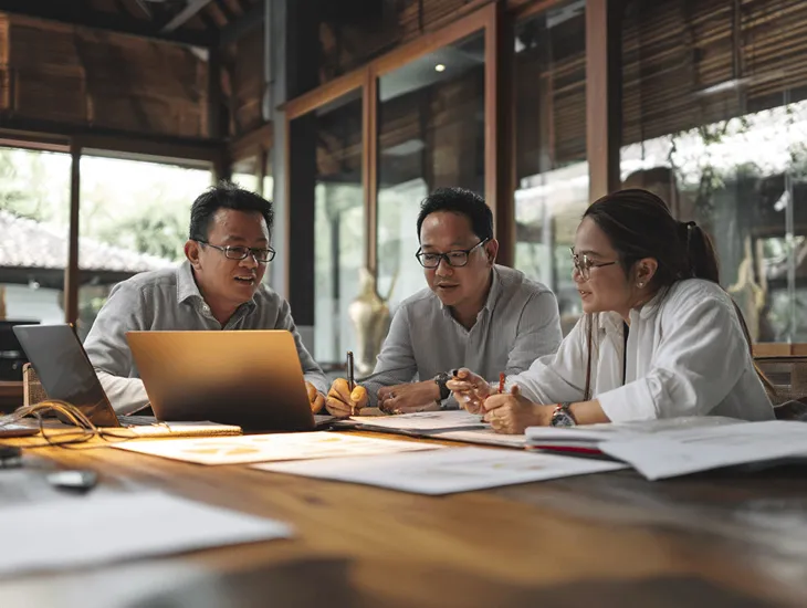 PT PMA staff in Bali resolving duplicated NIK and NPWP issues through Coretax DJP Online and Directorate General of Taxes verification