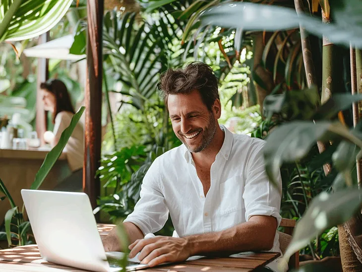 PT PMA owner in Bali updating NPWP registration details through Coretax DJP Online under Indonesia’s PER-7/PJ/2025 compliance